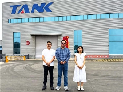 Cov Neeg Siv Mexican mus xyuas ntawm Shandong Tank tsheb Co., Ltd. lub semi- ...
